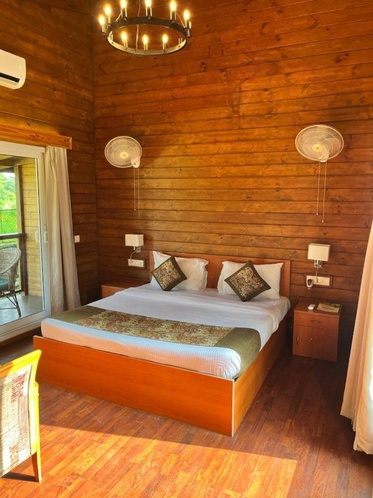 Jironi Resort Tezpur Екстериор снимка