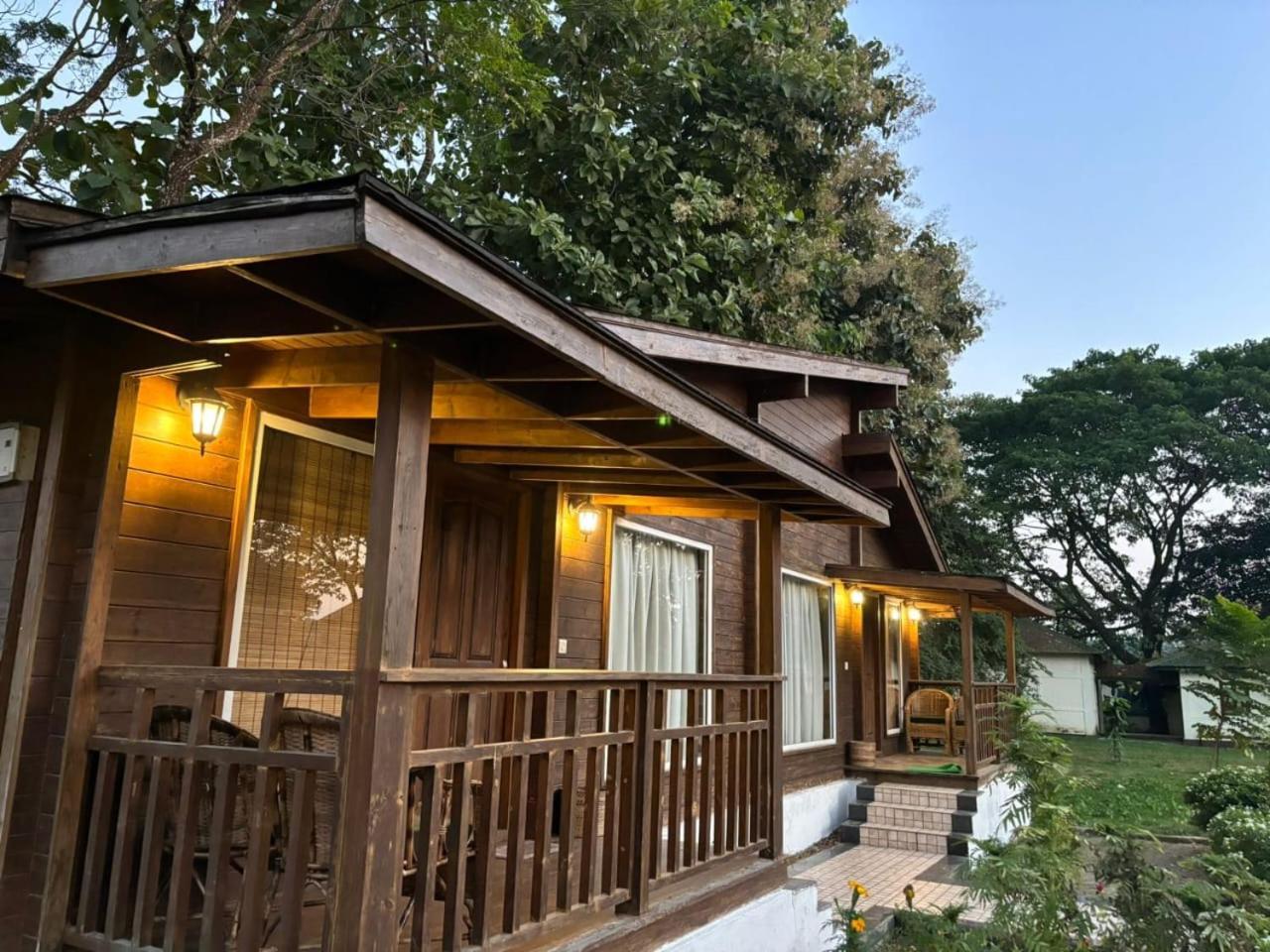 Jironi Resort Tezpur Екстериор снимка